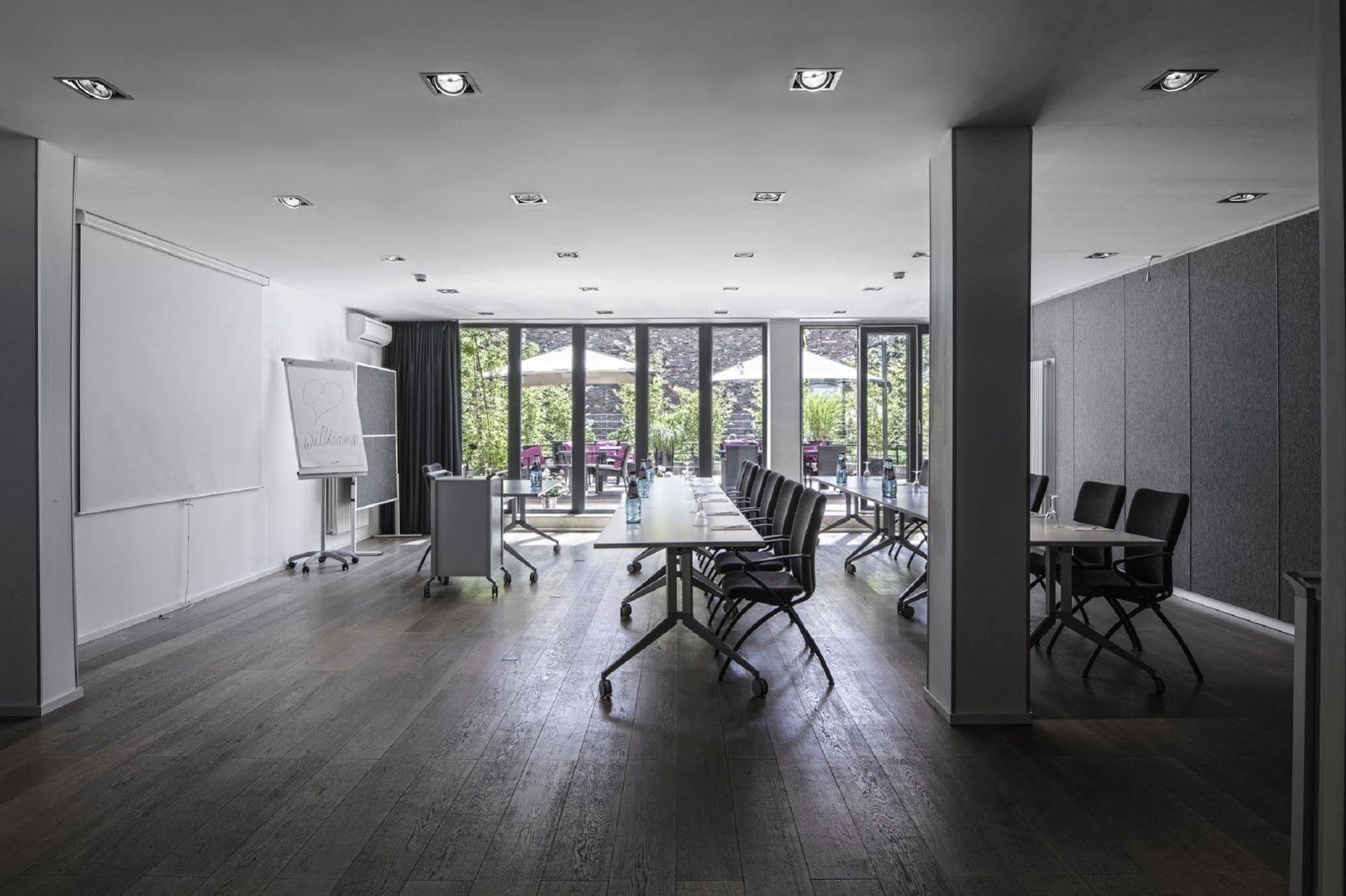 Pearl Design - Frankfurt 4* Frankfurt am Main