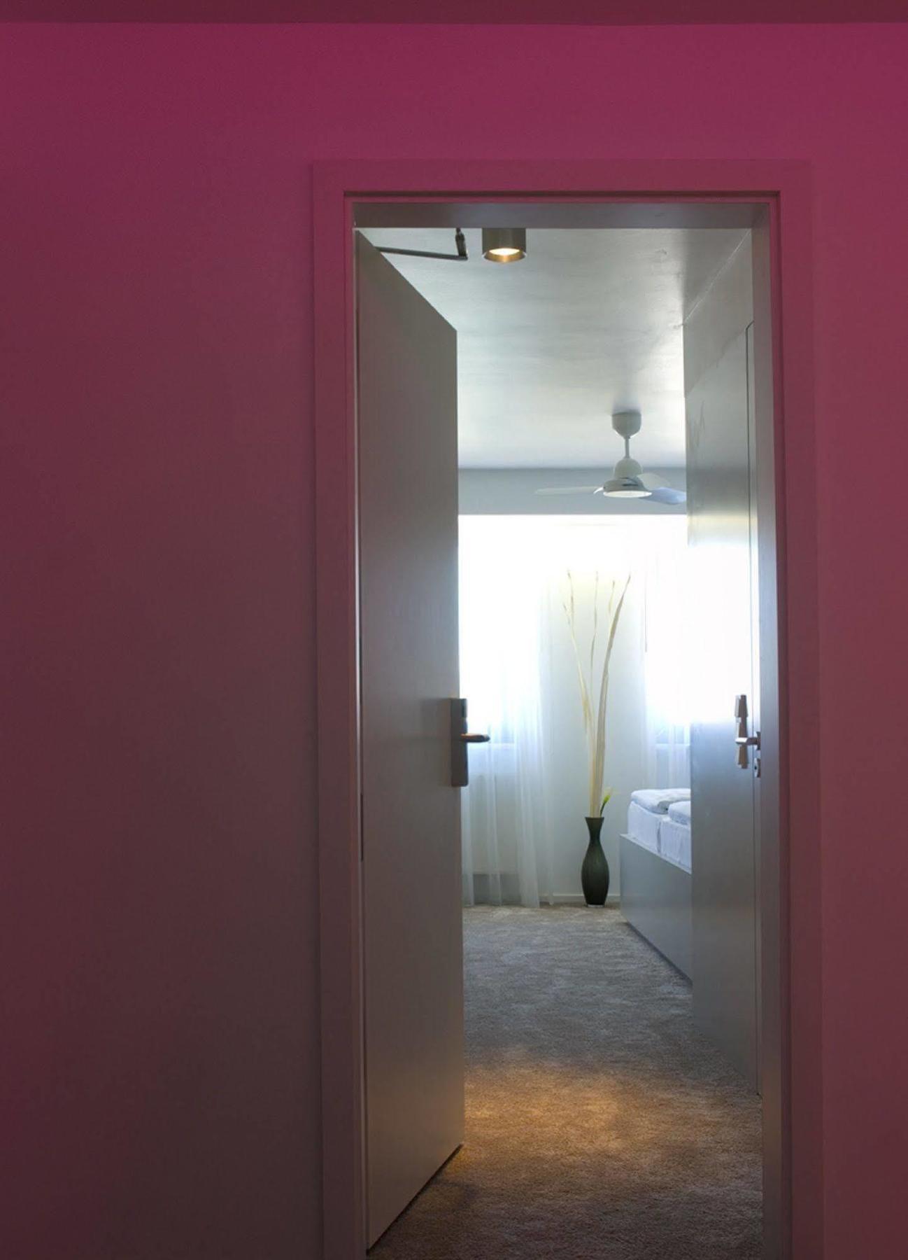 Pearl Design - Frankfurt Отель 4*