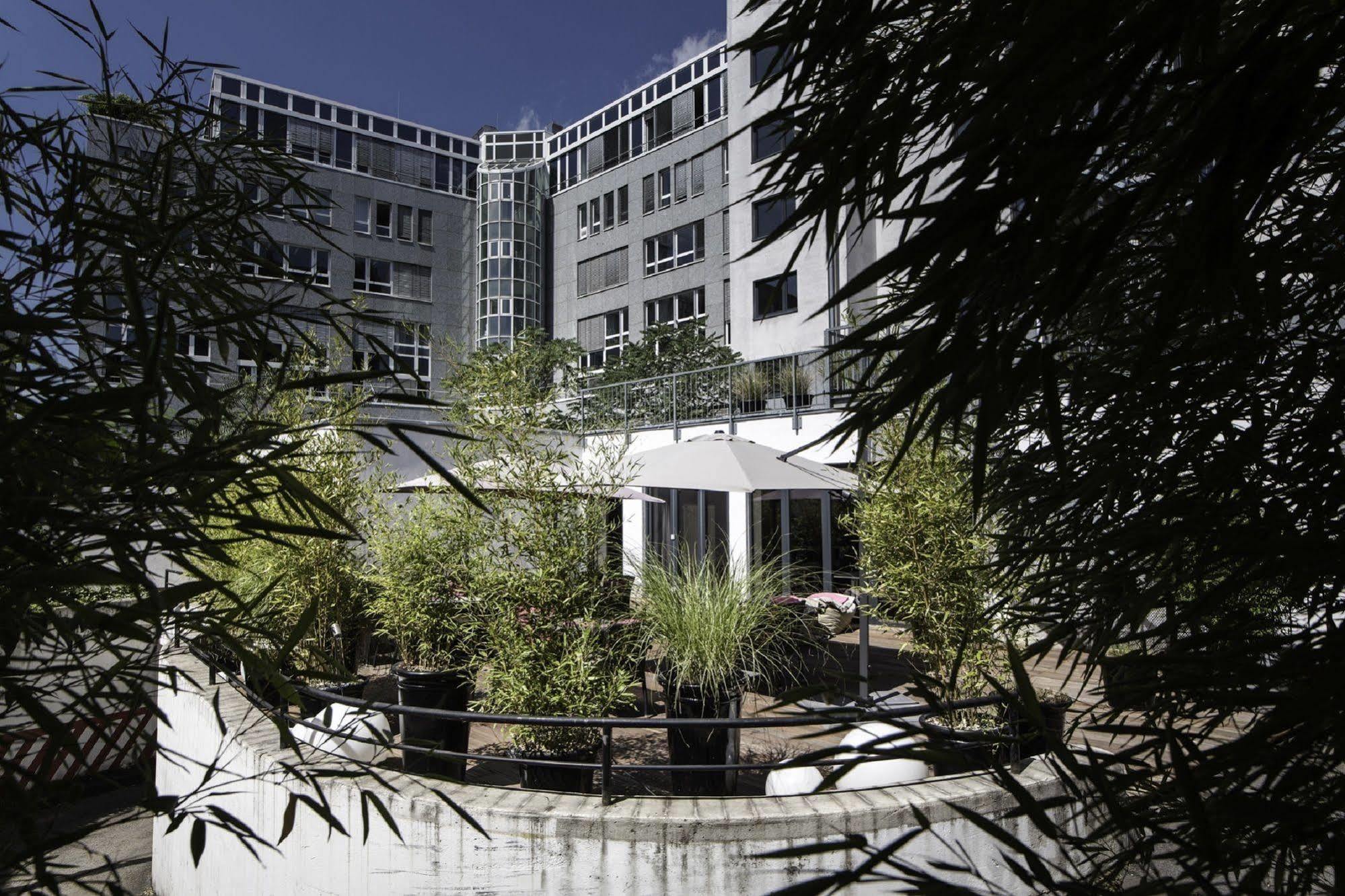 Отель Pearl Design - Frankfurt Франкфурт-на-Майне